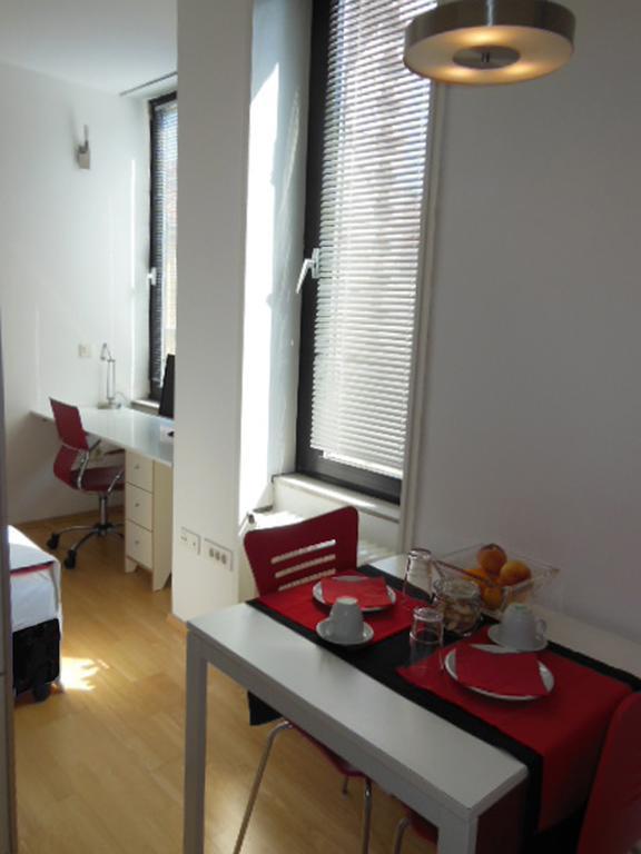 Ai Apartments Любляна Экстерьер фото