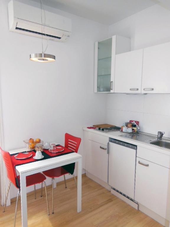Ai Apartments Любляна Экстерьер фото