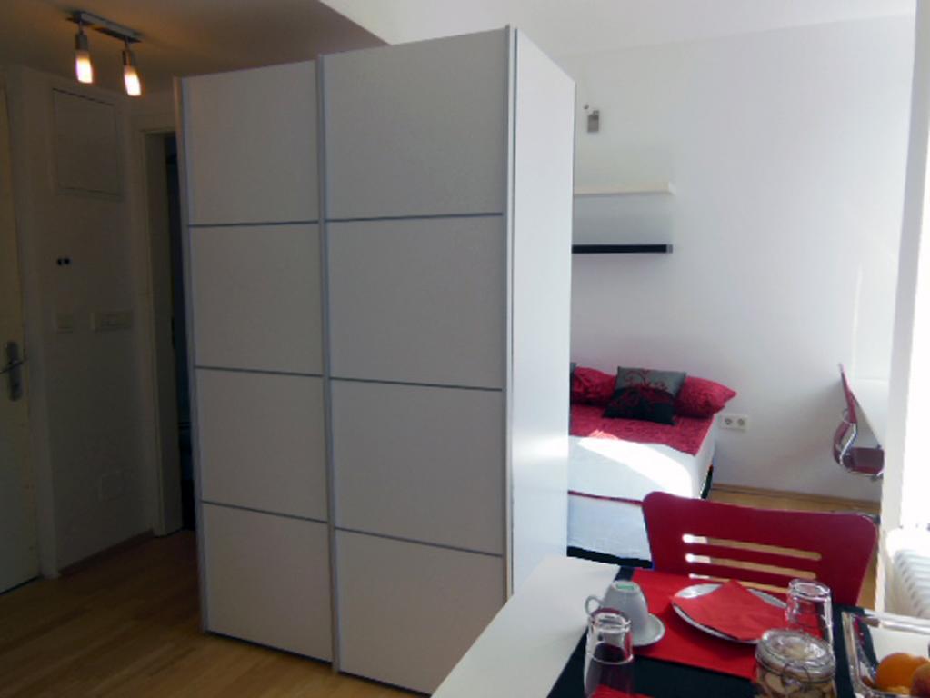 Ai Apartments Любляна Экстерьер фото